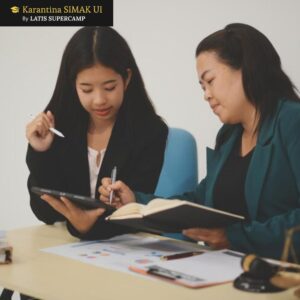 gambar siswa belajar dengan tutor simak ui yang menyediakan karantina ui, supercamp ui, bimbel alumni ui, bimbel ui, bimbel simak ui, les simak ui, bimbel masuk ui, bimbel simak ui s2